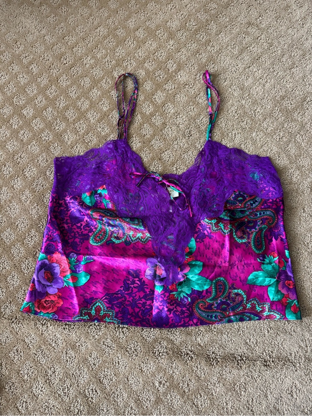 Beautiful Victoria’s Secret for 3 pieces